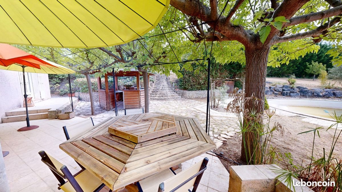 Maison à vendre, 140m², Alairac