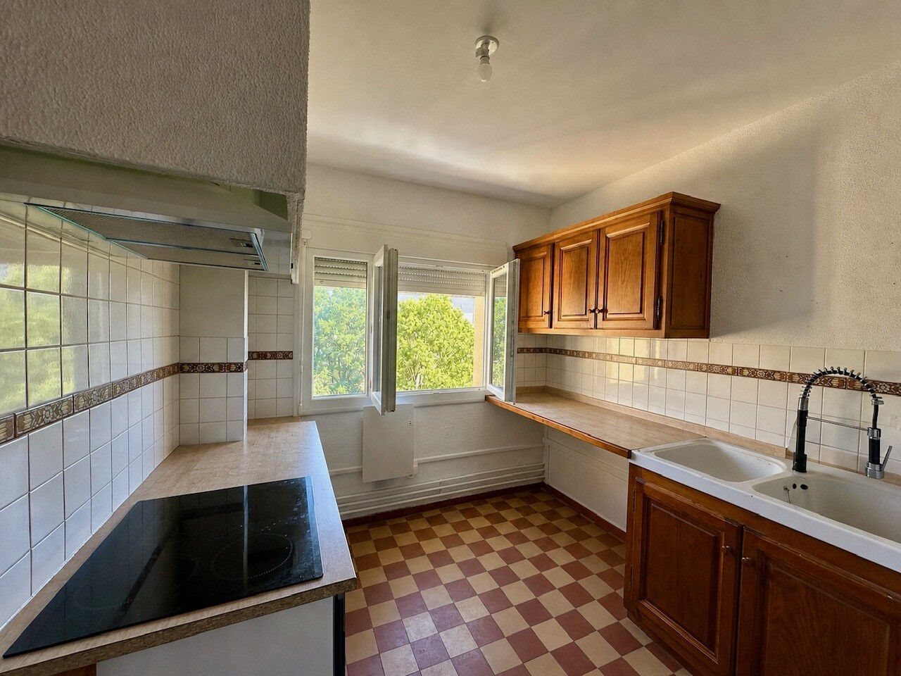 Appartement à louer, 57m², Carcassonne