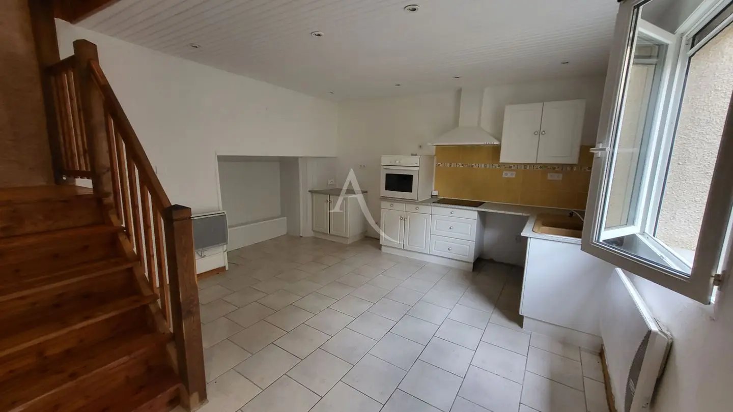 Maison à louer, 35m², Preixan