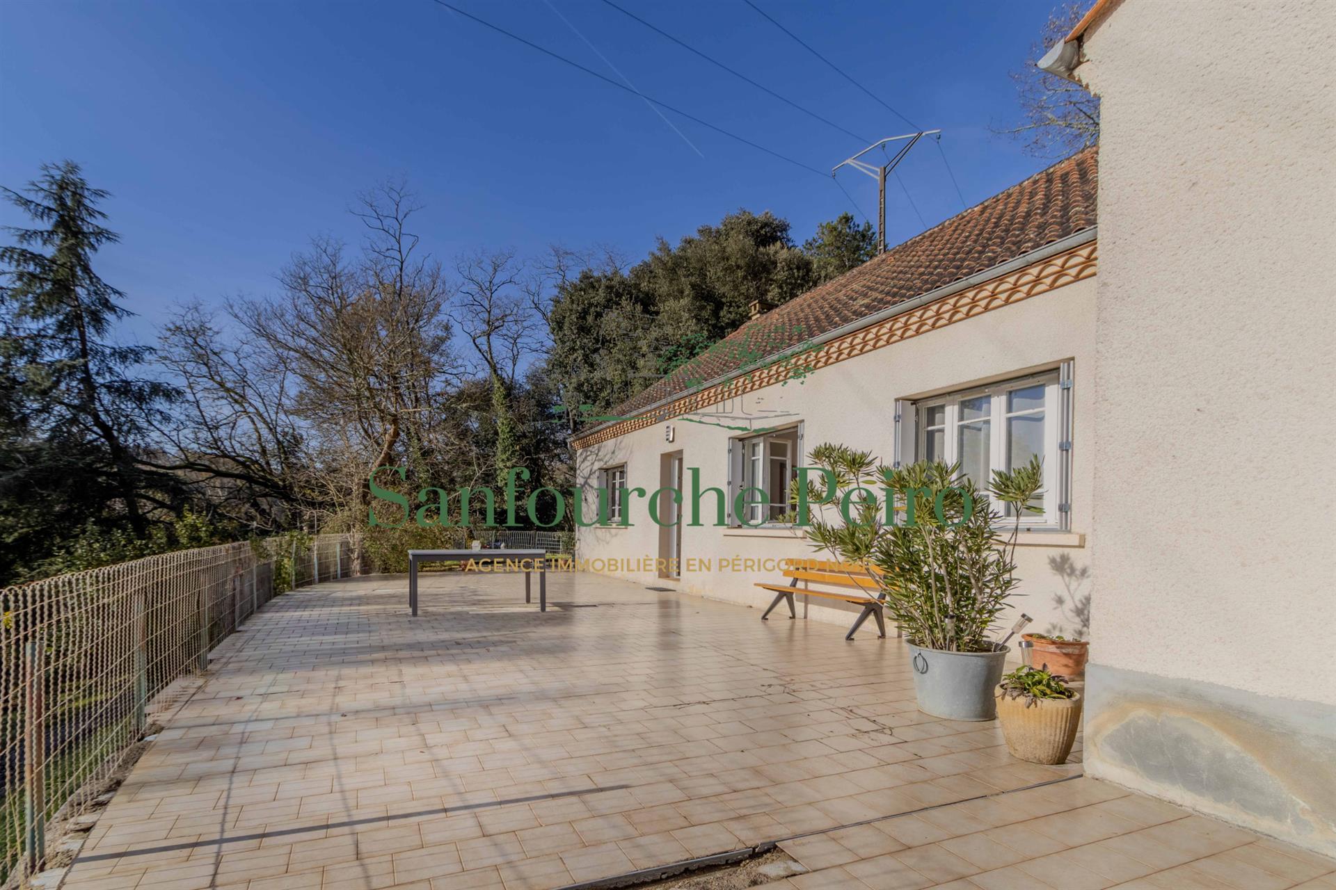 Maison à vendre, 130m², Sarlat-la-Canéda