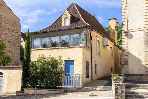 Maison 4 pièces 94 m² · à Sarlat-la-Canéda · 94 m² · 275 000 €