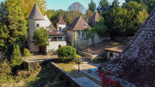Maison 9 pièces 138 m² · à Sarlat-la-Canéda · 138 m² · 360 000 €
