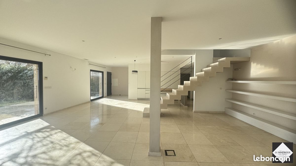 Maison à vendre, 220m², Canet-en-Roussillon