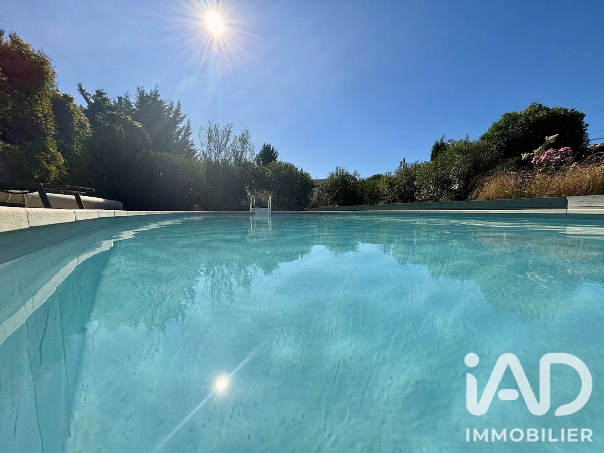 Maison à vendre, 153m², Saint-Saturnin-lès-Avignon