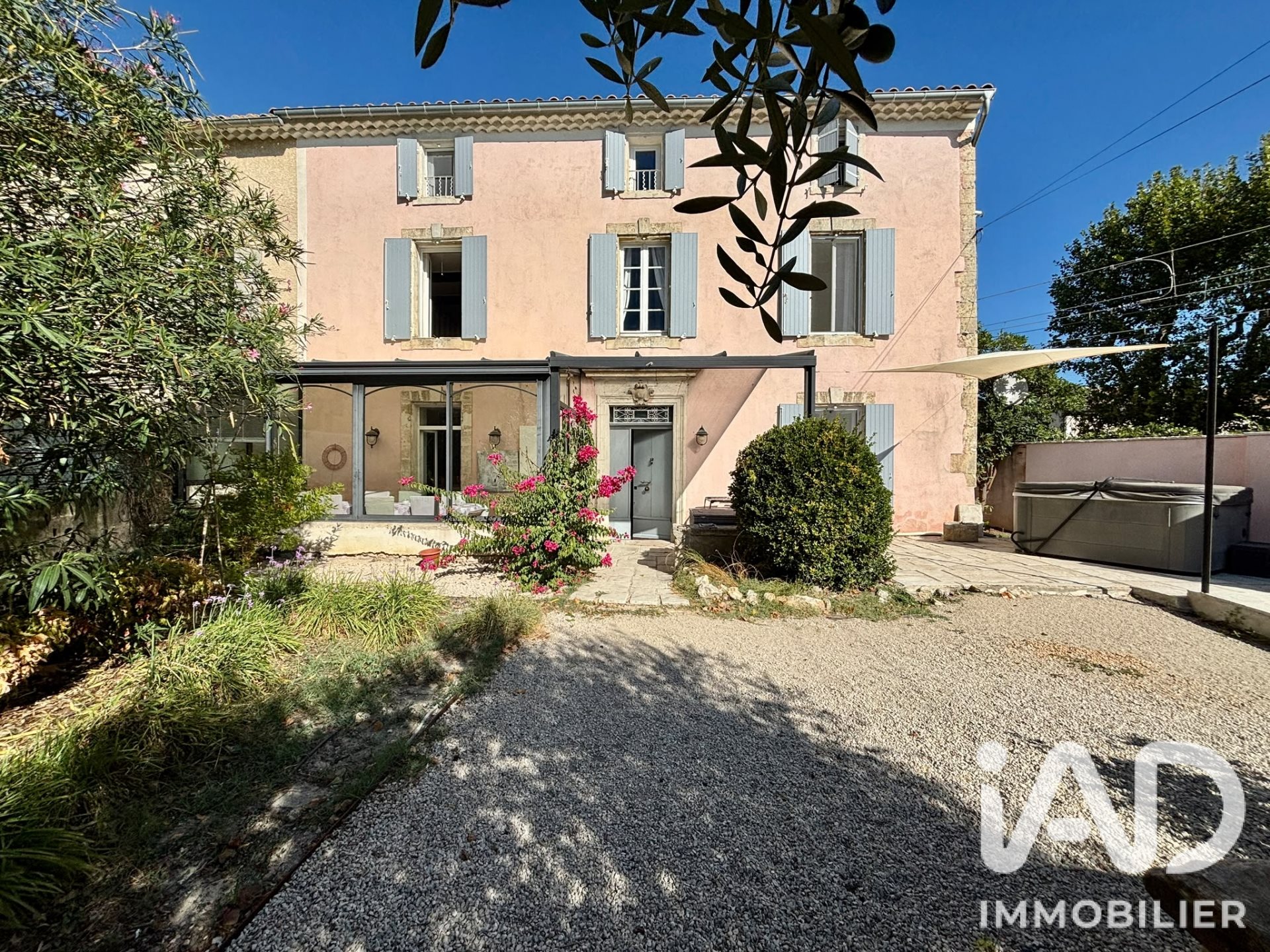 Maison à vendre, 153m², Saint-Saturnin-lès-Avignon