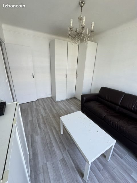 Appartement à louer, 22m², Courbevoie