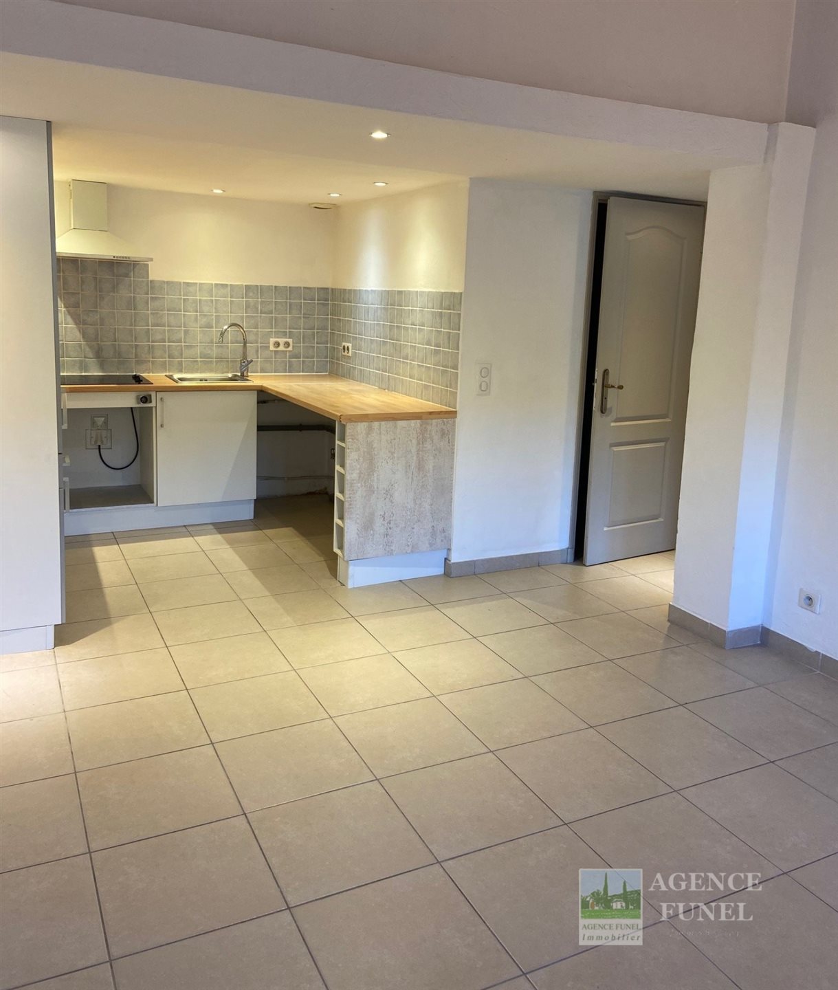 Appartement à vendre, 53m², Saint-Vallier-de-Thiey