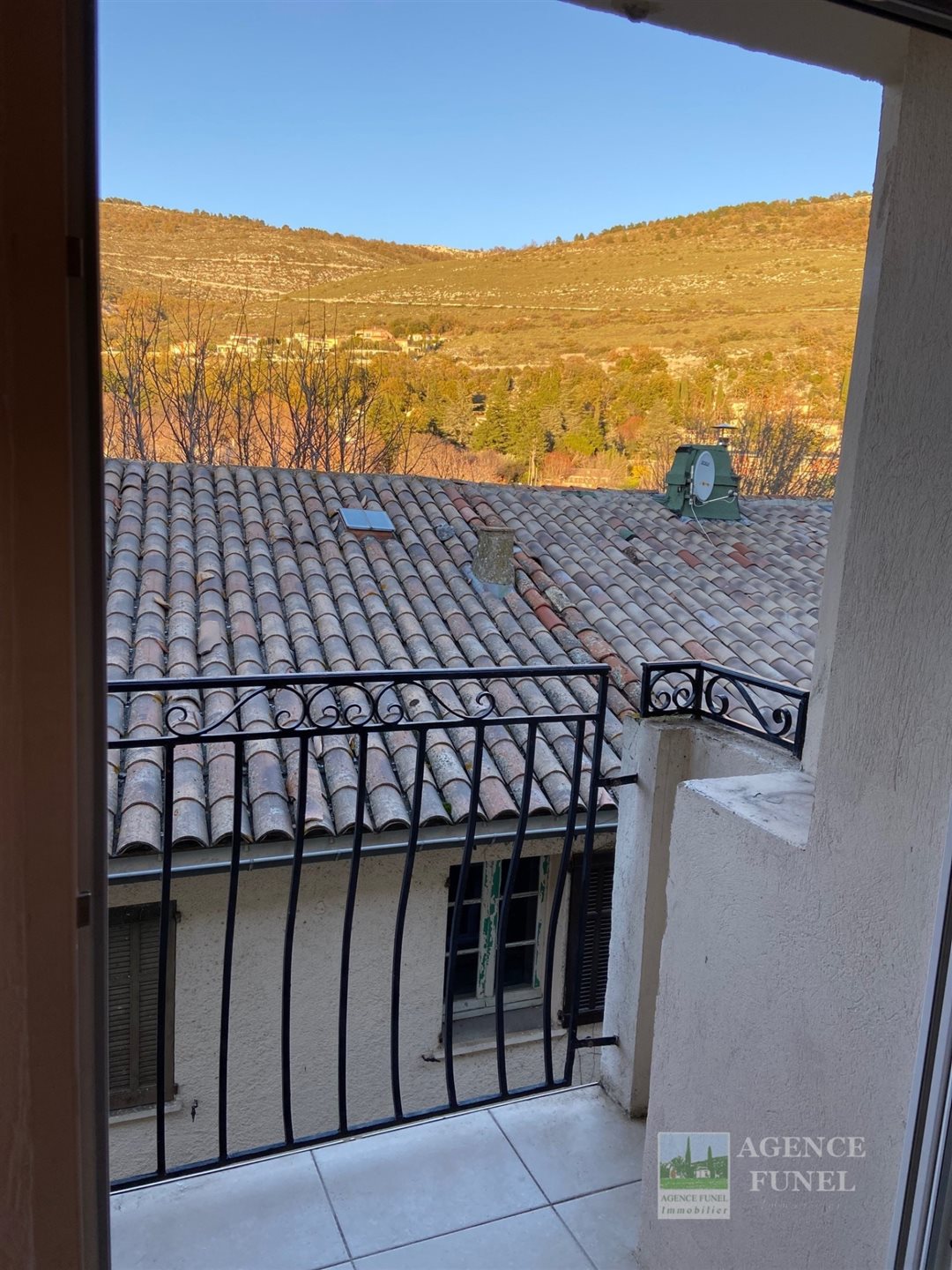 Appartement à vendre, 53m², Saint-Vallier-de-Thiey