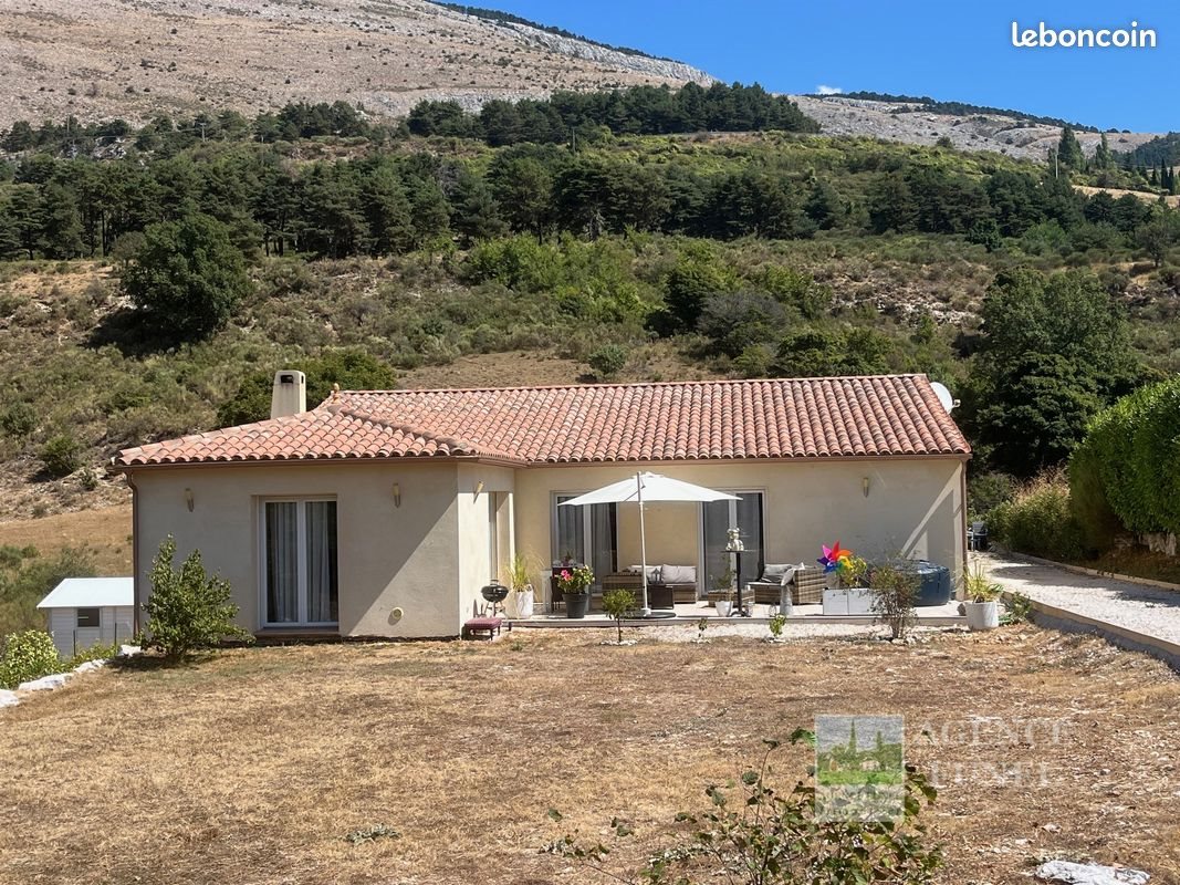 Maison à vendre, 120m², Escragnolles