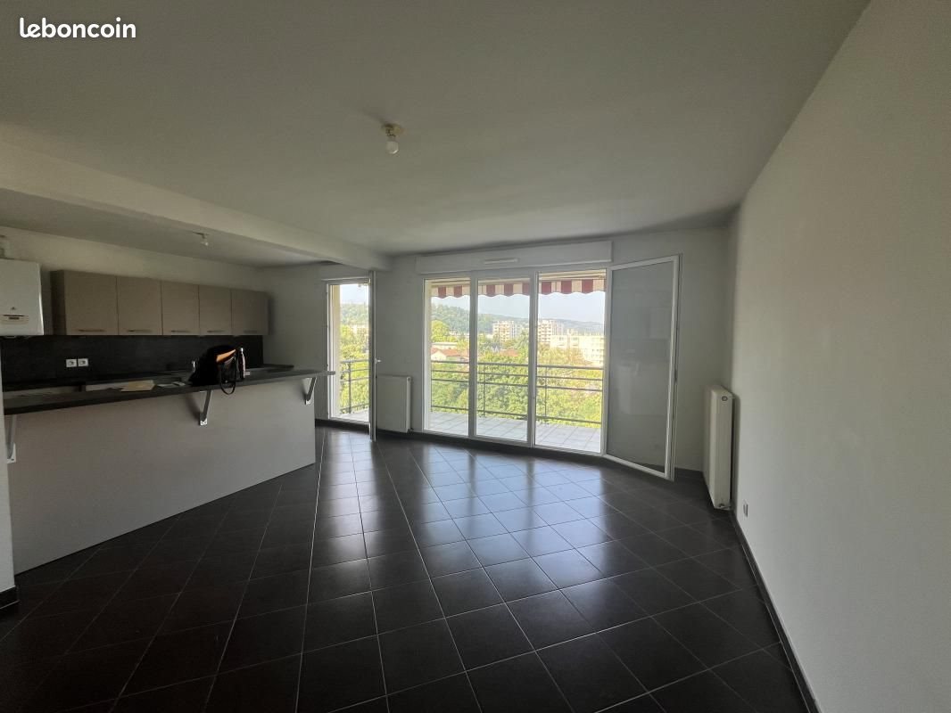 Appartement à louer, 81m², Bourgoin-Jallieu