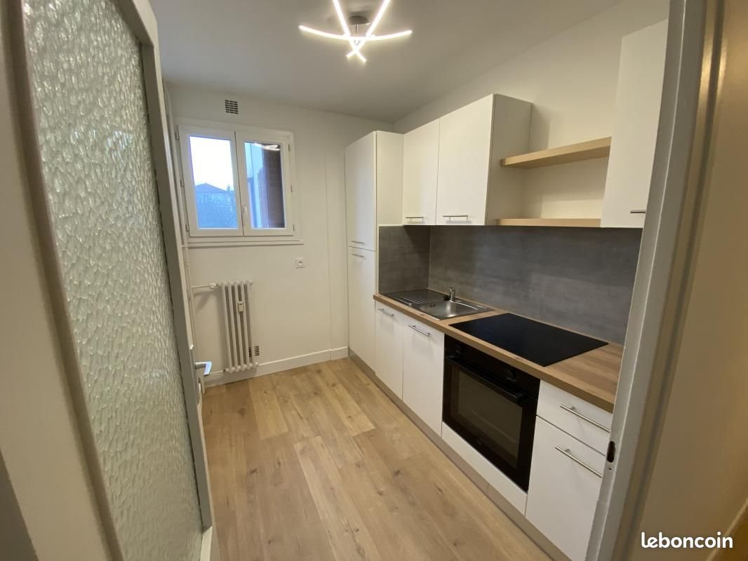Appartement à louer, 30m², Bourgoin-Jallieu