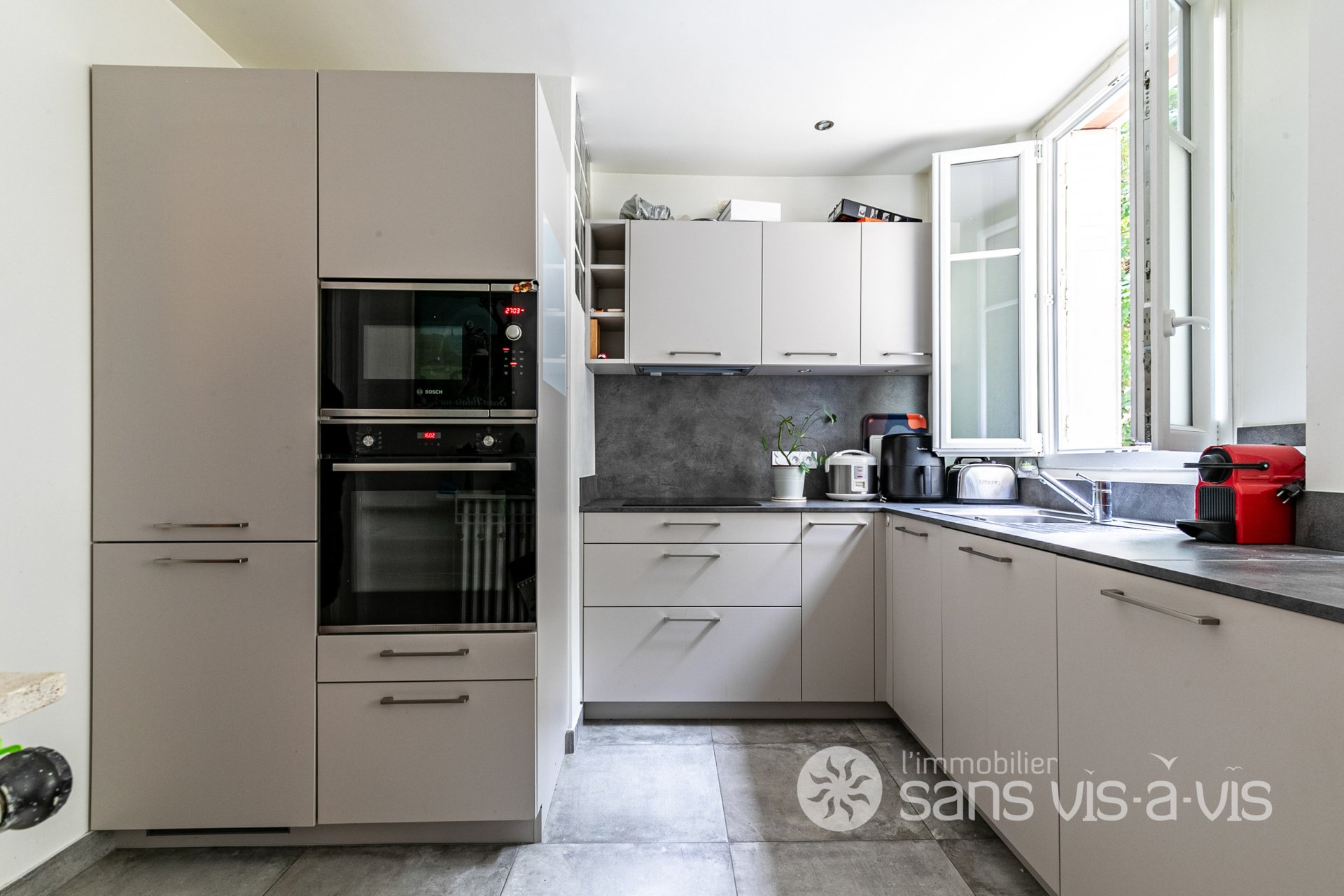 Appartement à vendre, 52m², Courbevoie