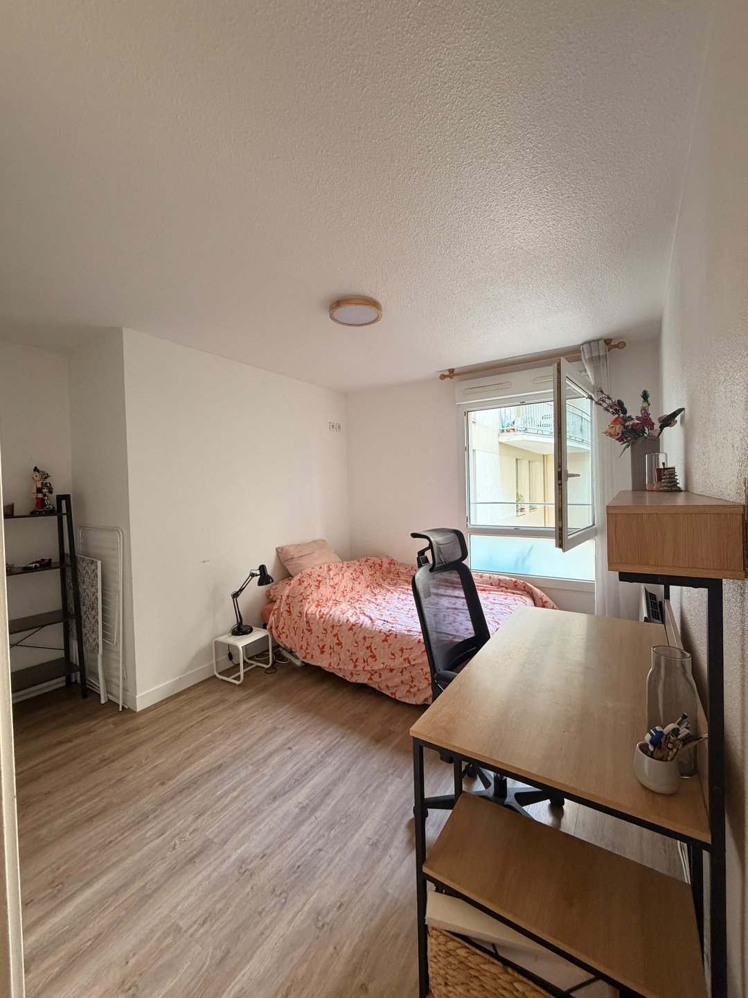 Appartement à louer, 19m², Courbevoie