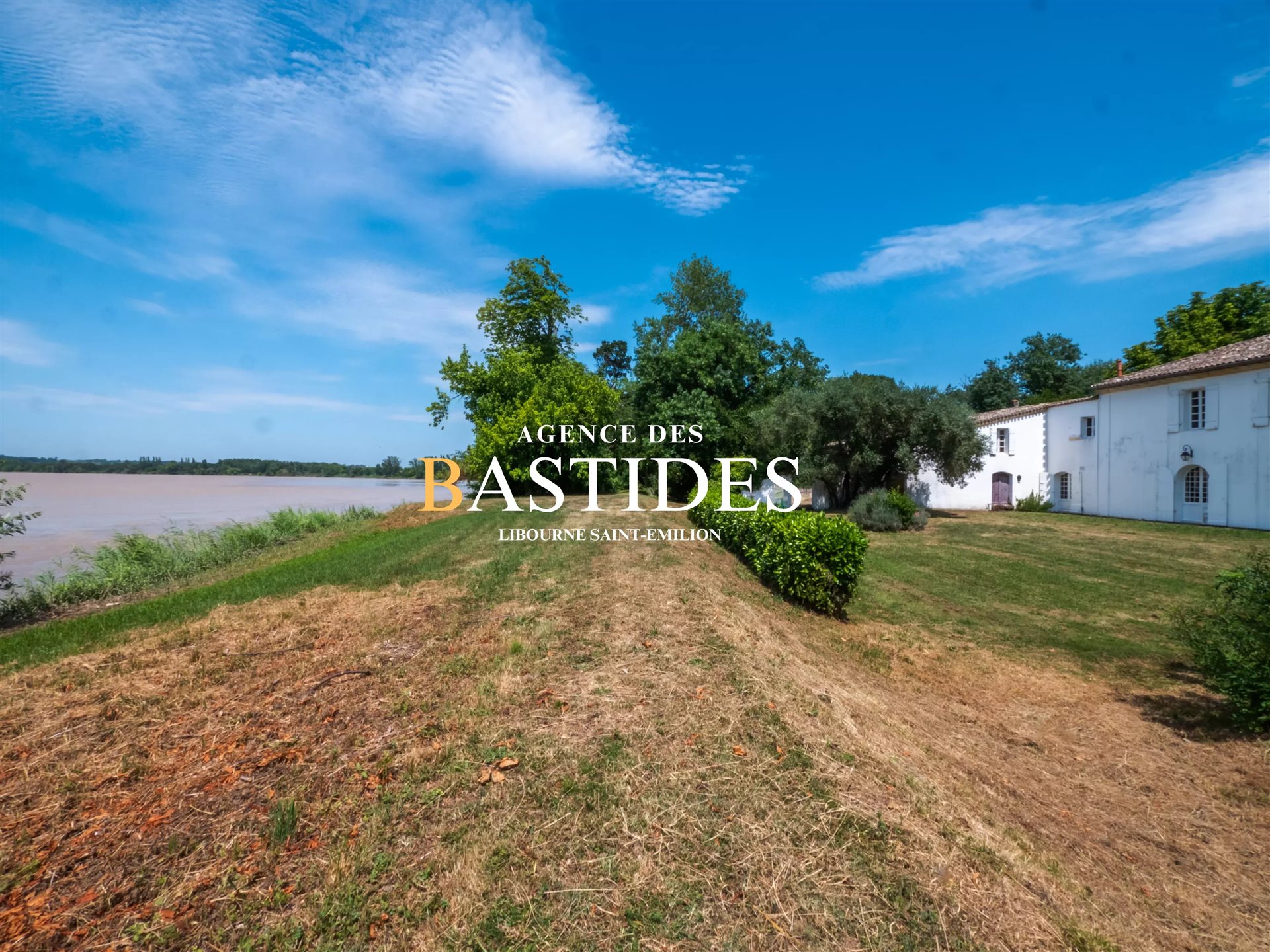 Maison à vendre, 316m², Arveyres