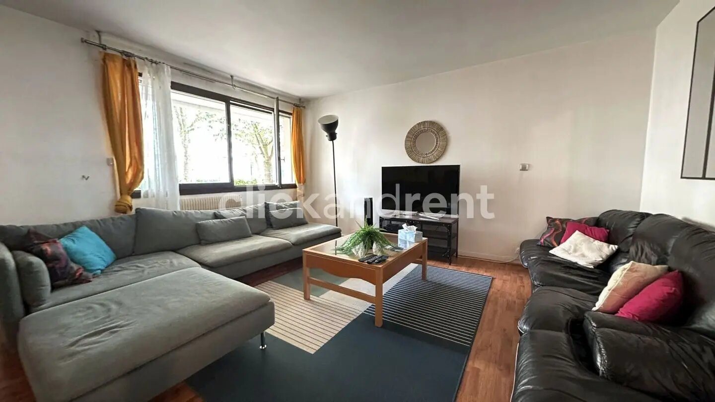 Appartement à louer, 80m², Puteaux