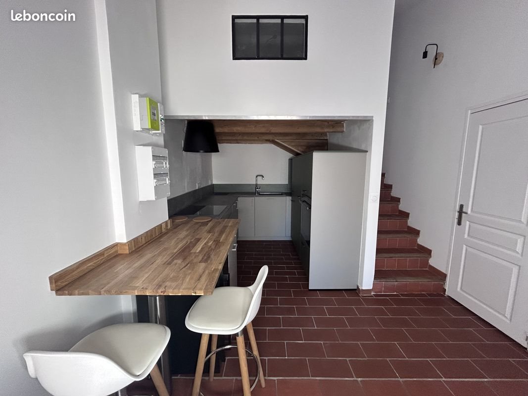 Appartement à louer, 41m², La Roque-d'Anthéron