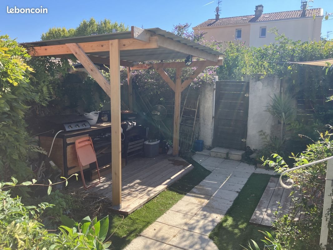 Appartement à louer, 80m², La Roque-d'Anthéron