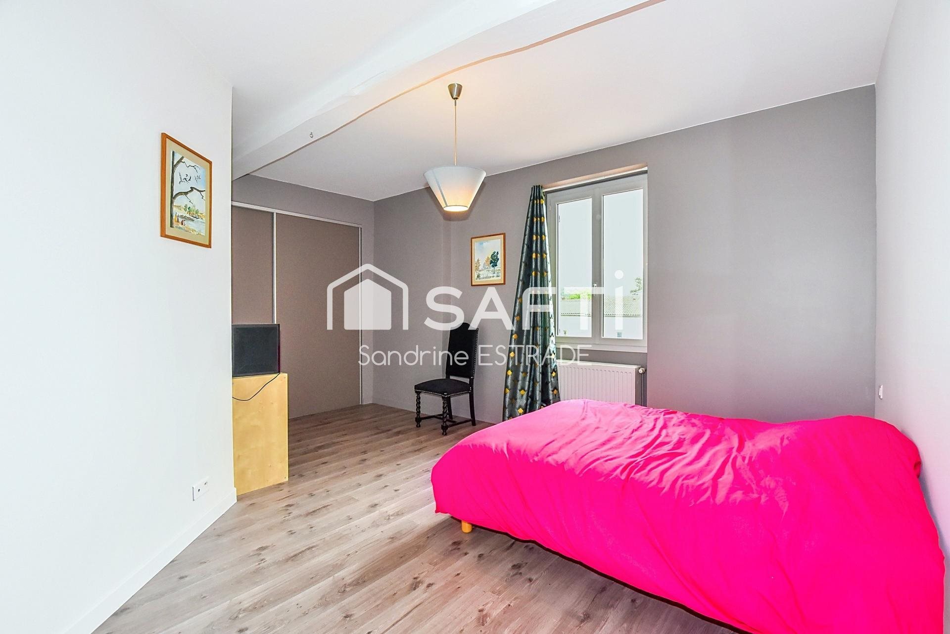 Maison à vendre, 398m², Montverdun
