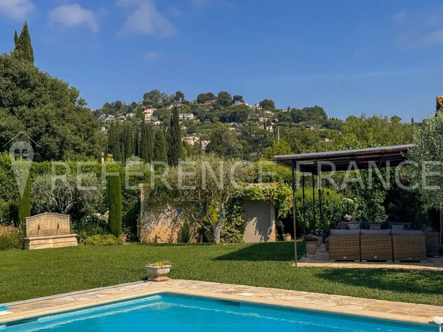 Maison à louer, 300m², Mougins