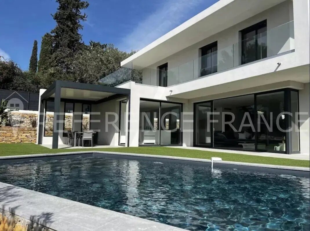 Maison à louer, 220m², Mougins
