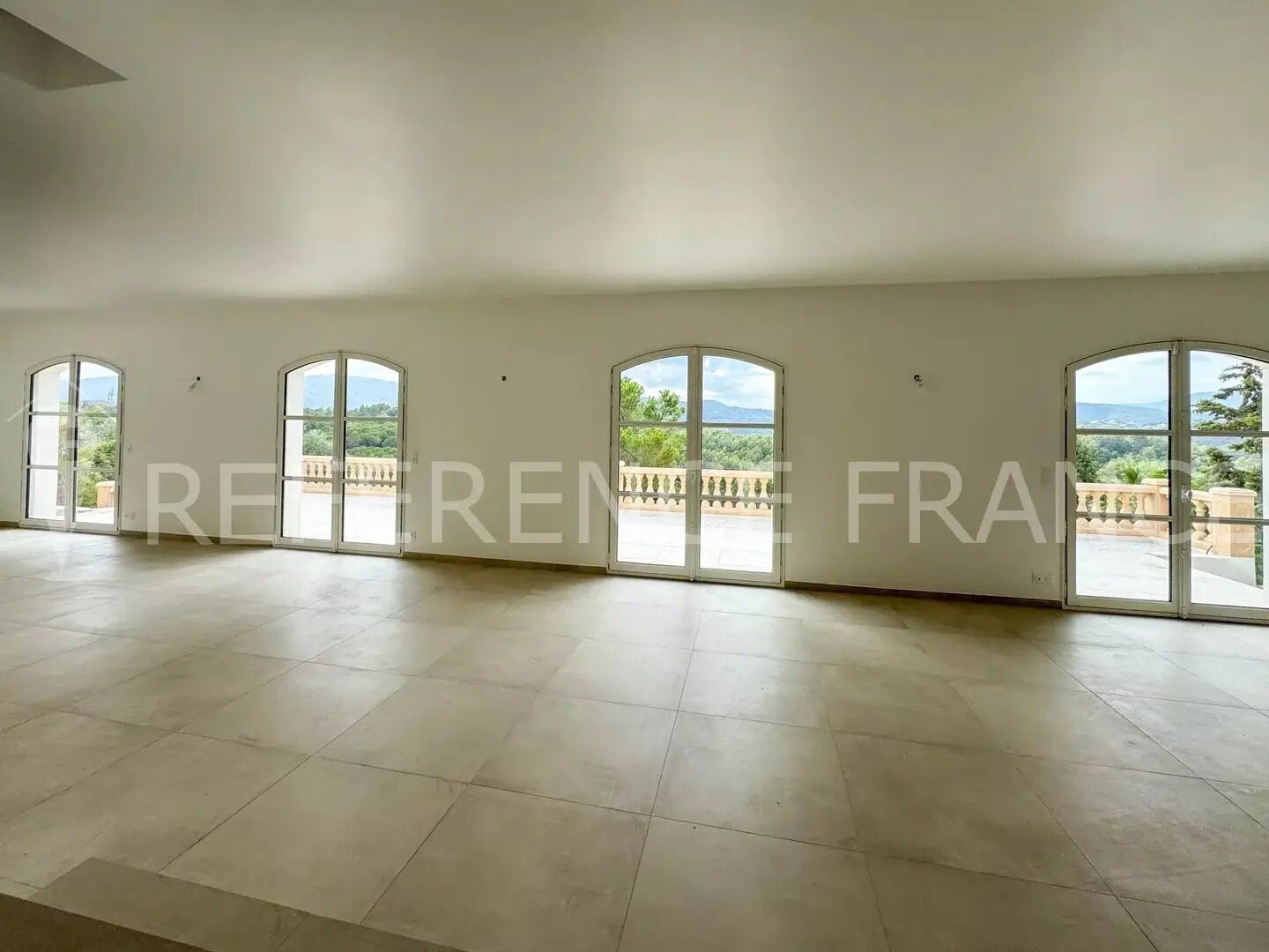 Maison à louer, 300m², Mougins