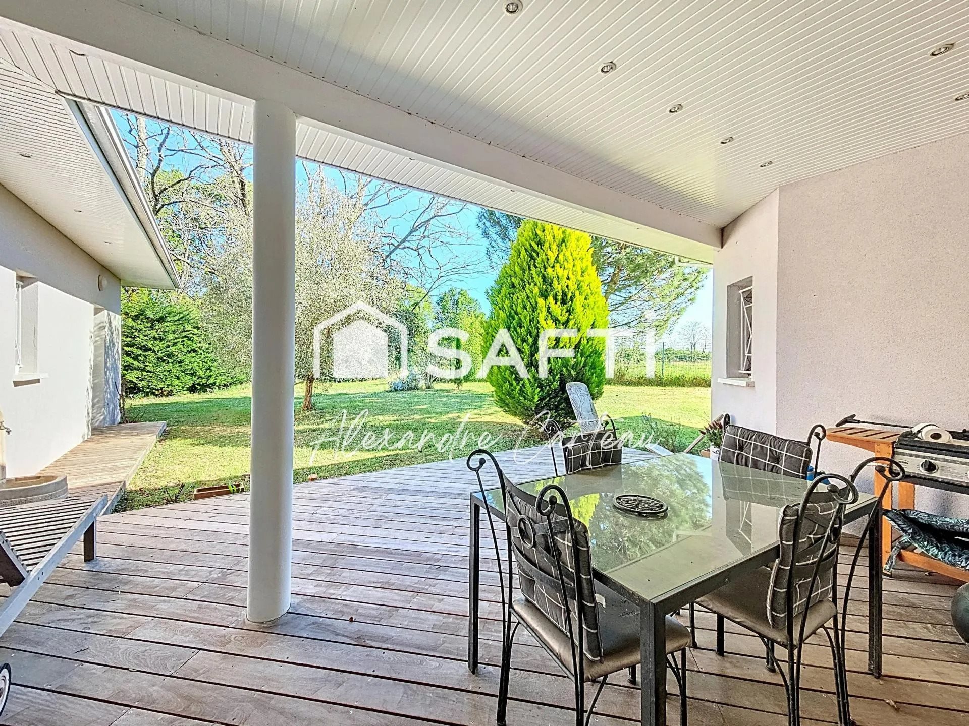 Maison à vendre, 155m², Lignan-de-Bordeaux
