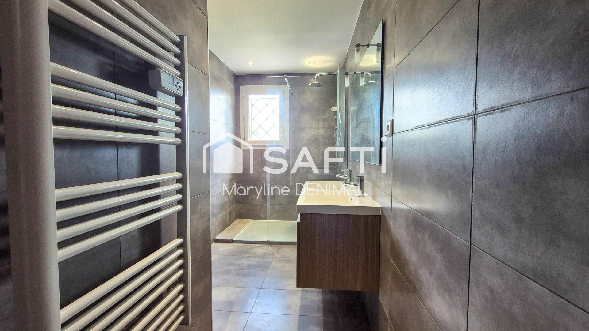 Appartement à vendre, 69m², Saint-Raphaël