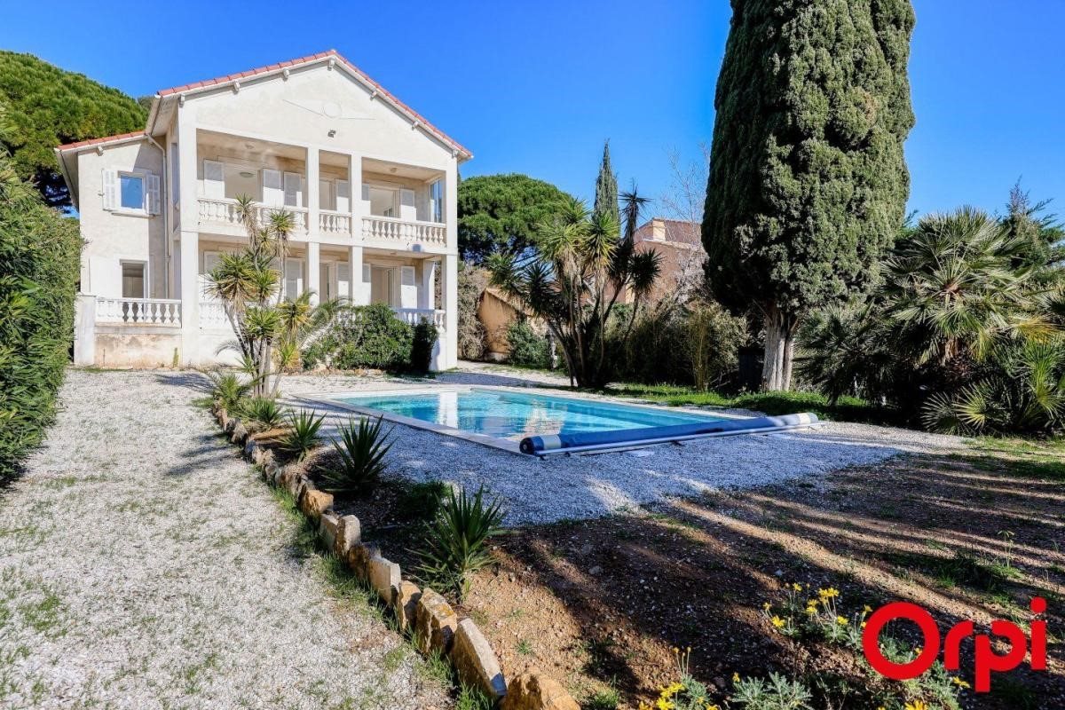 Maison à vendre, 170m², Sanary-sur-Mer