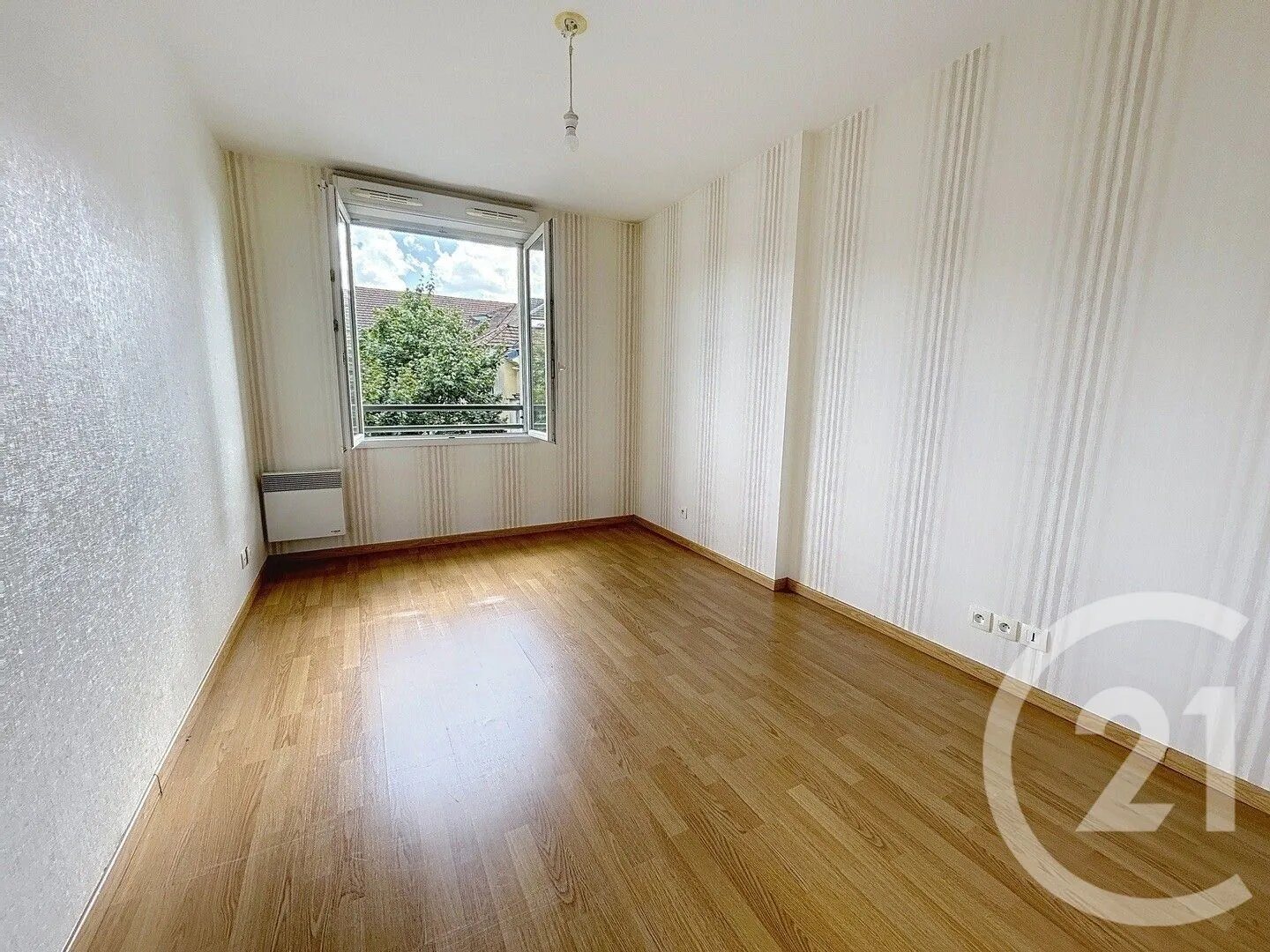 Appartement à louer, 72m², Pontault-Combault