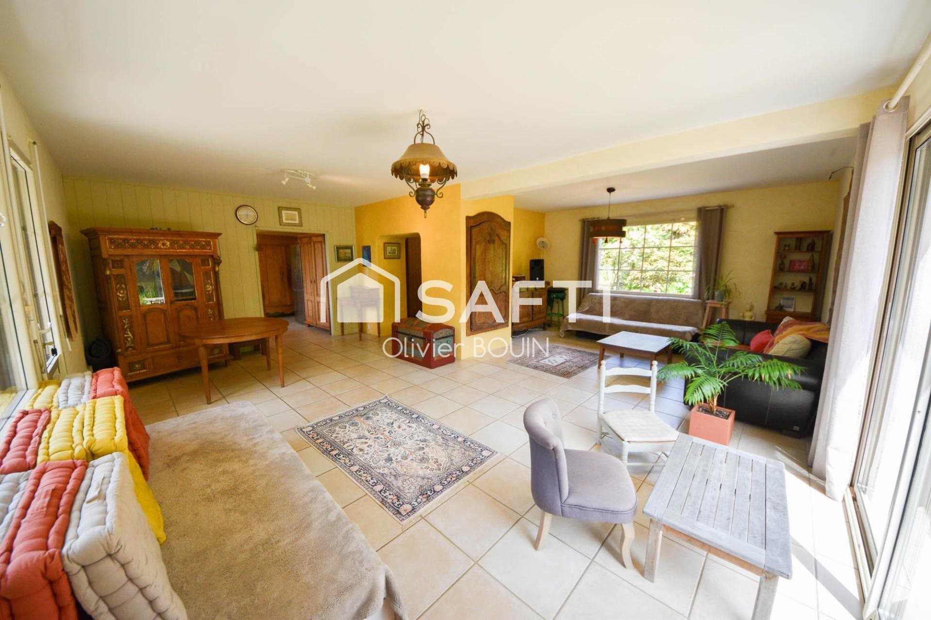 Maison à vendre, 123m², Landivisiau