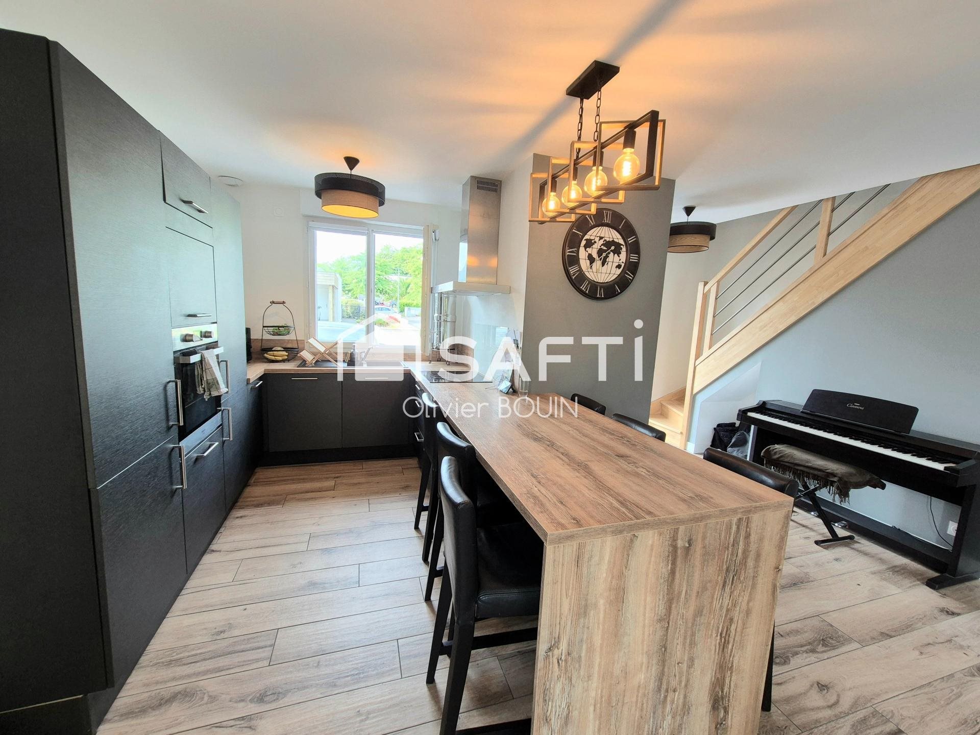 Maison à vendre, 102m², Landivisiau