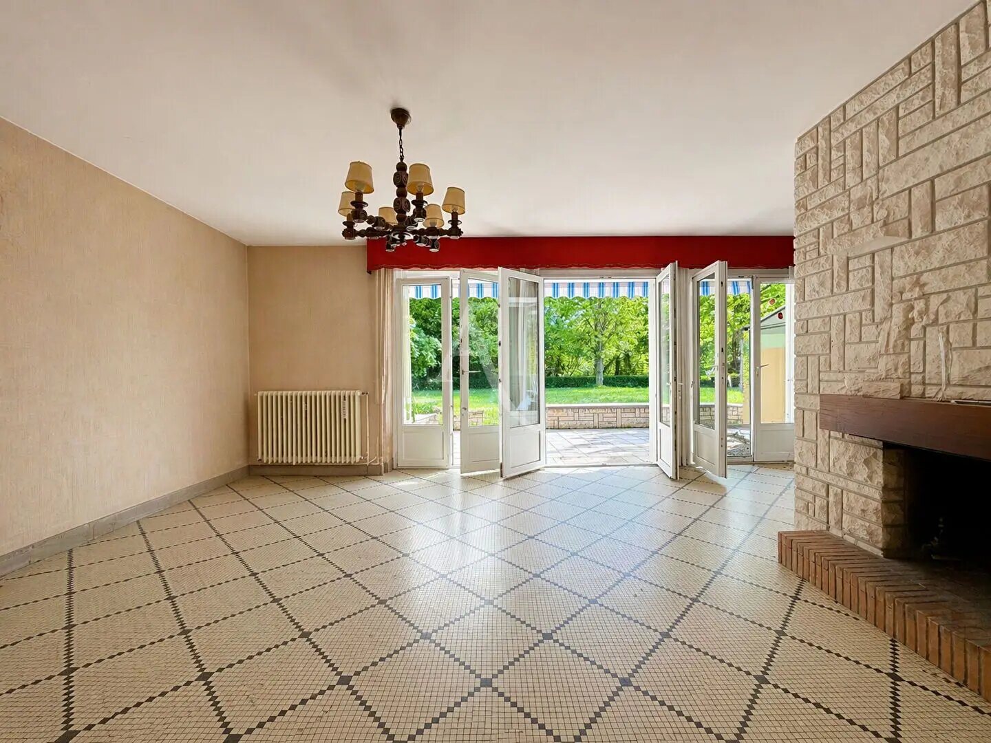 Maison à vendre, 226m², Rochecorbon