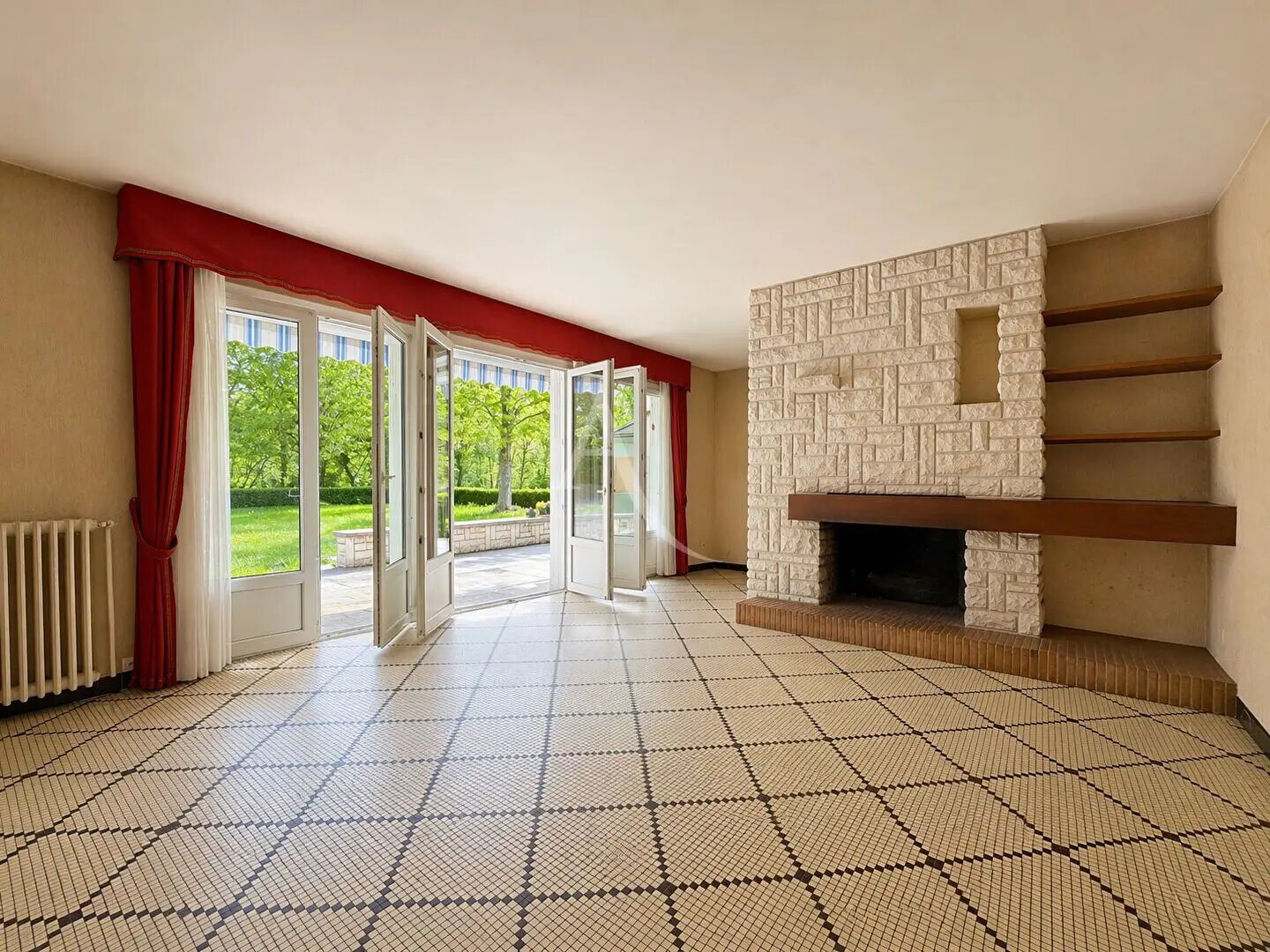 Maison à vendre, 226m², Rochecorbon