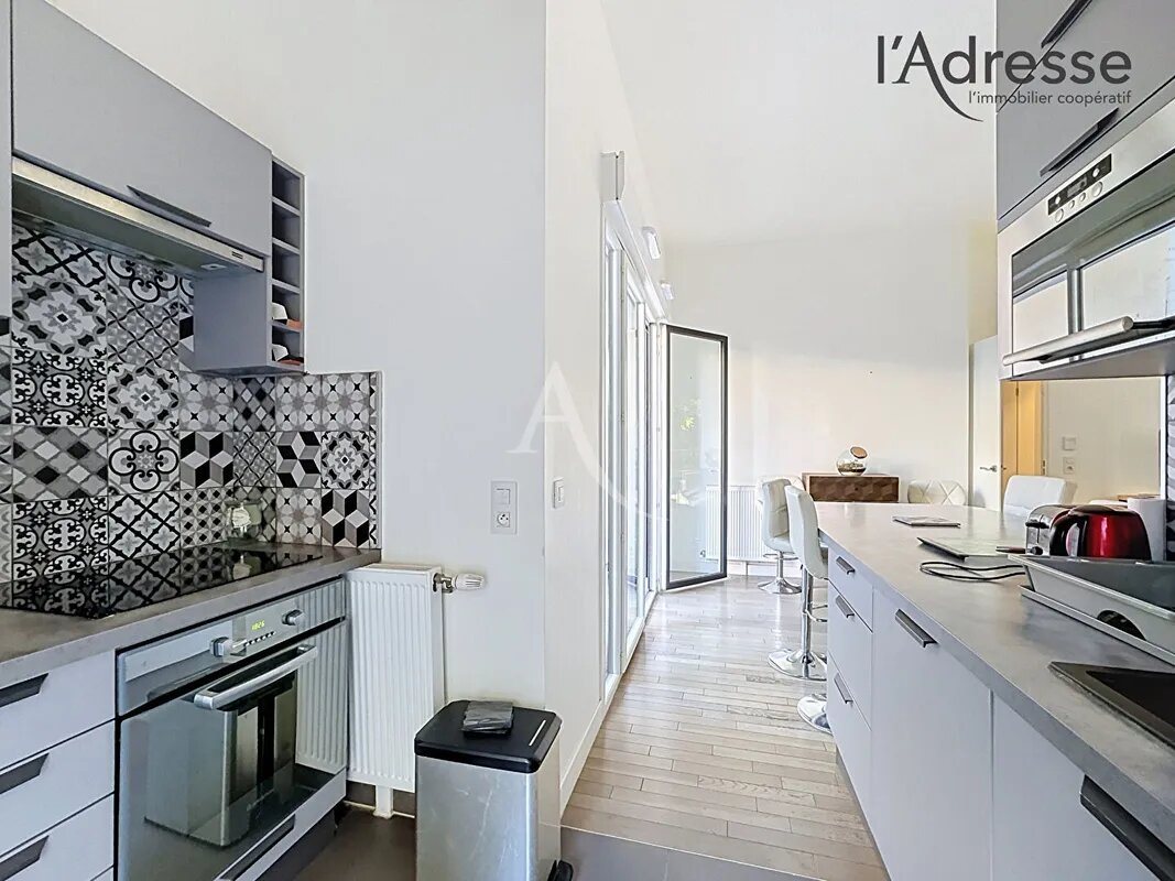 Appartement à louer, 83m², Puteaux