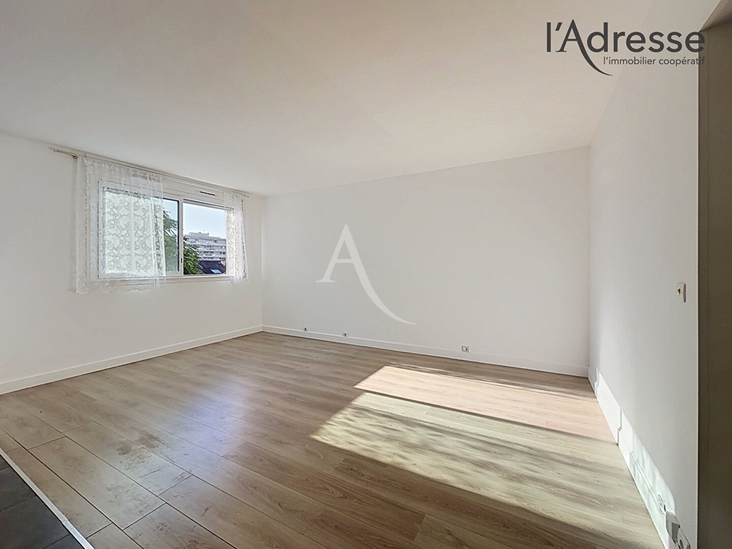 Appartement à louer, 50m², Suresnes