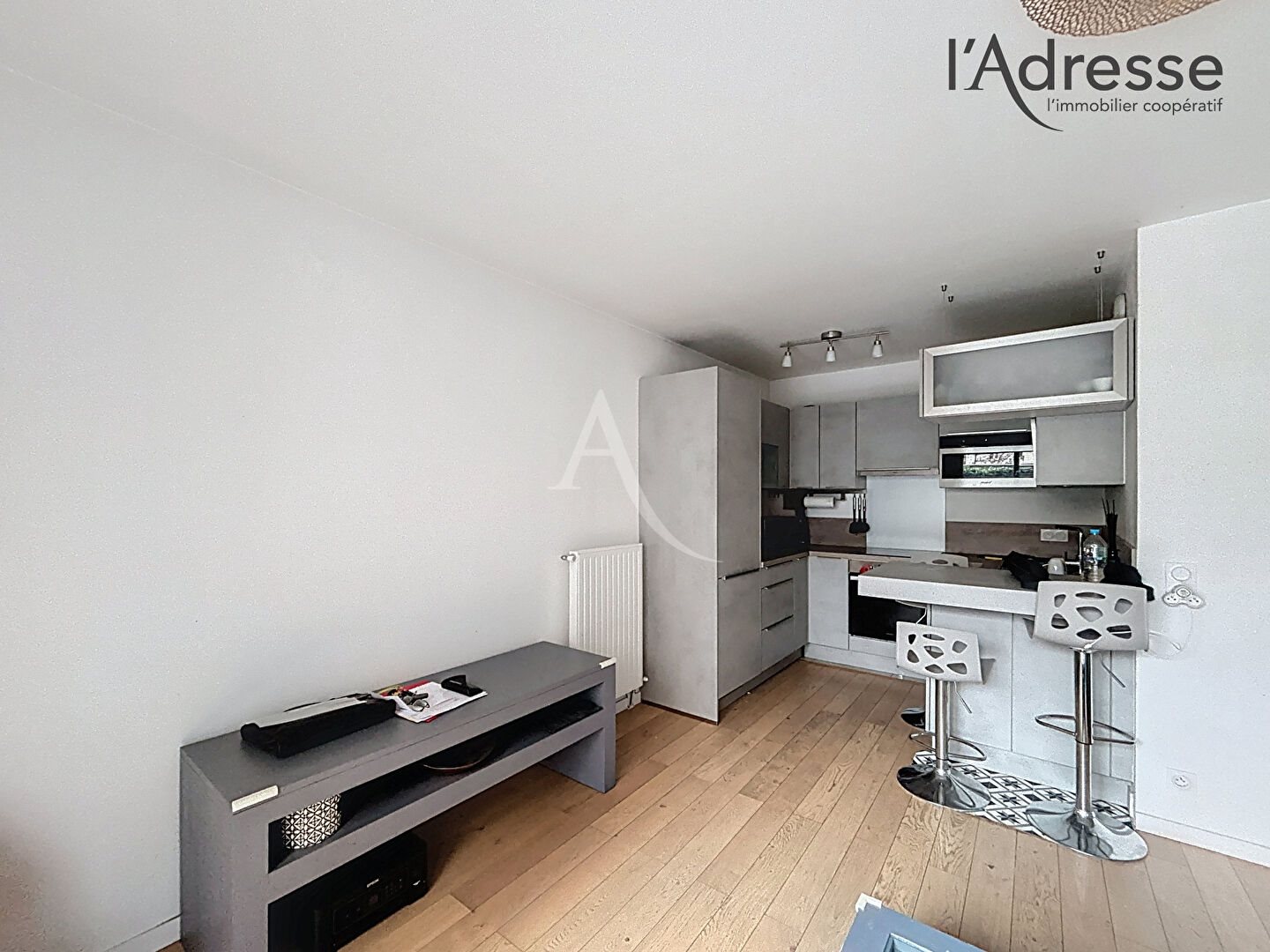 Appartement à louer, 64m², Suresnes