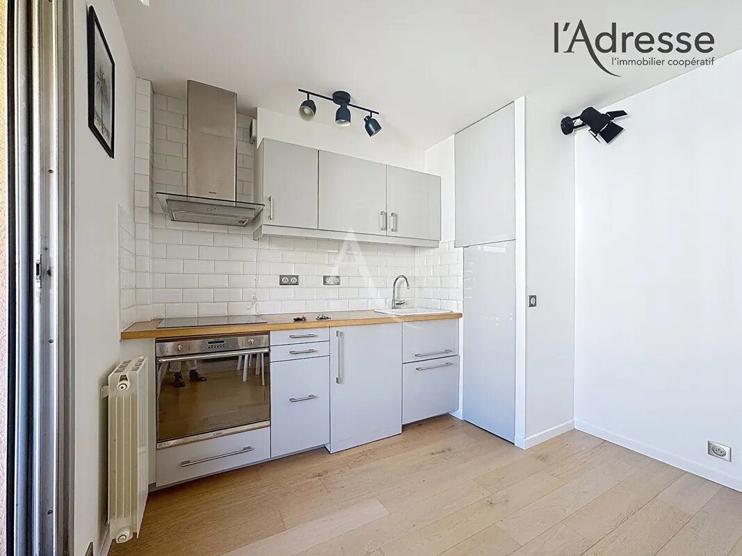 Appartement à louer, 31m², Puteaux