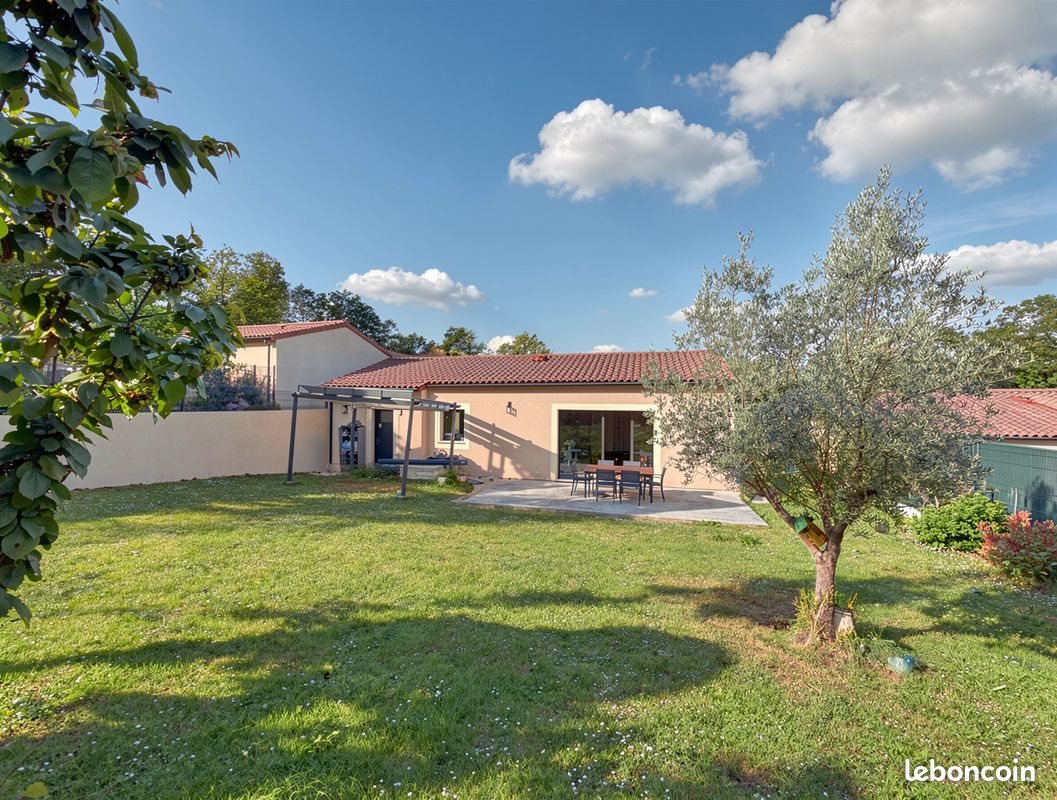 Maison à louer, 113m², Puymoyen