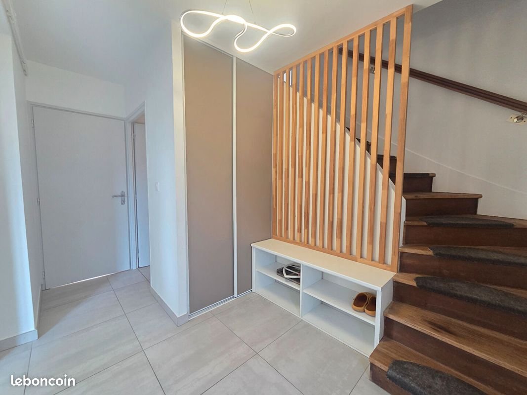 Maison à louer, 151m², Ruelle-sur-Touvre