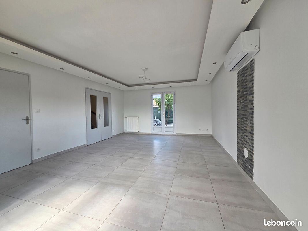 Maison à louer, 151m², Ruelle-sur-Touvre