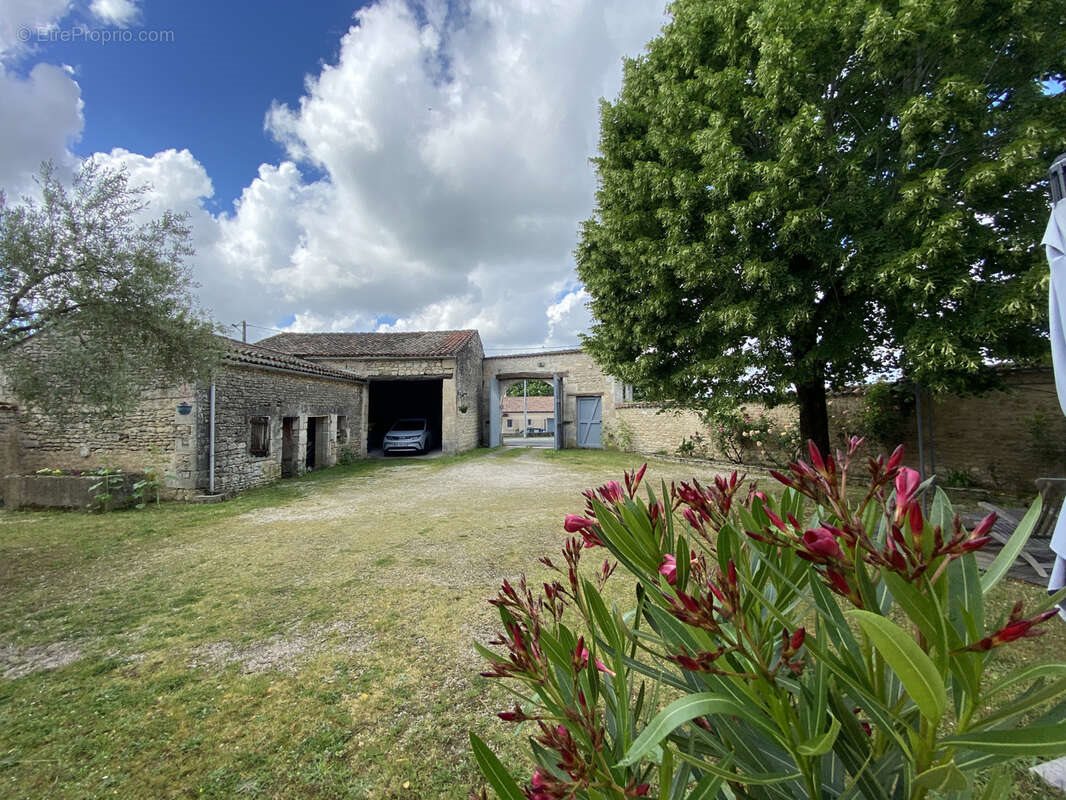 Maison à vendre, 308m², Fléac