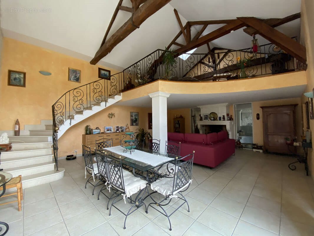Maison à vendre, 308m², Fléac