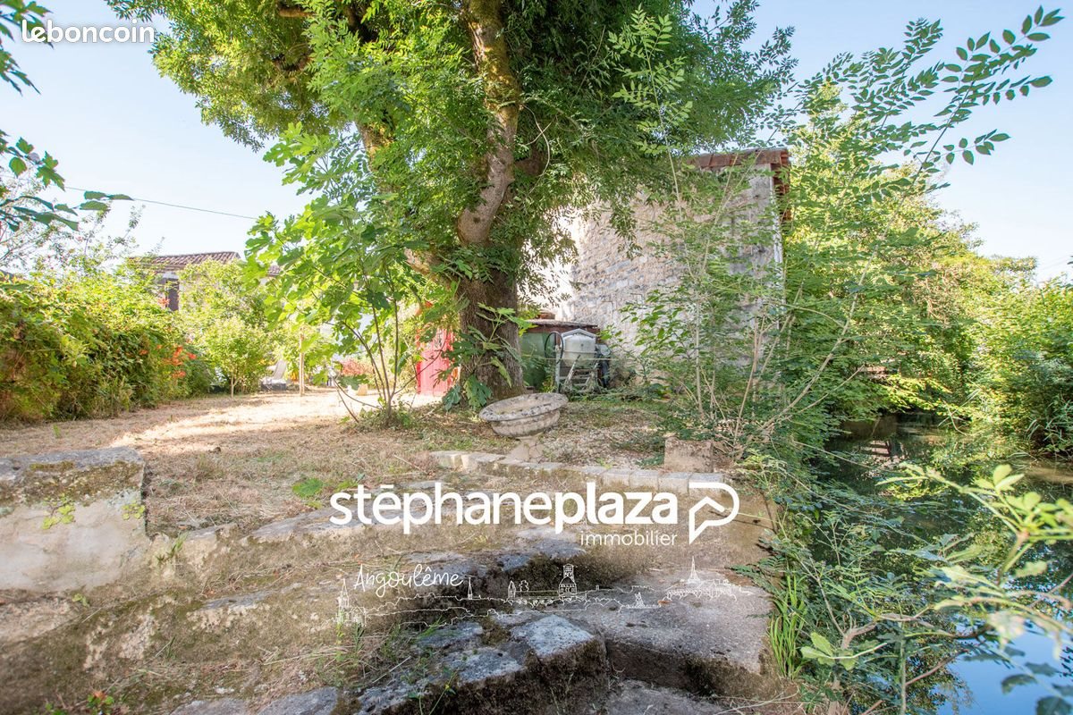 Maison à vendre, 131m², Gond-Pontouvre