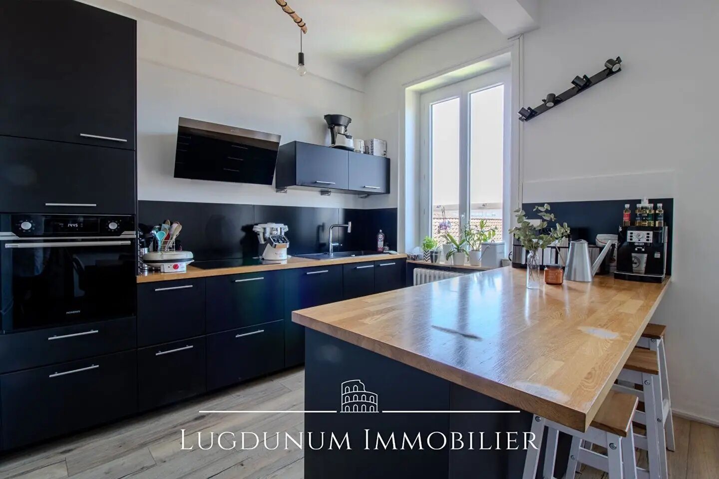 Appartement à vendre, 144m², Belleville