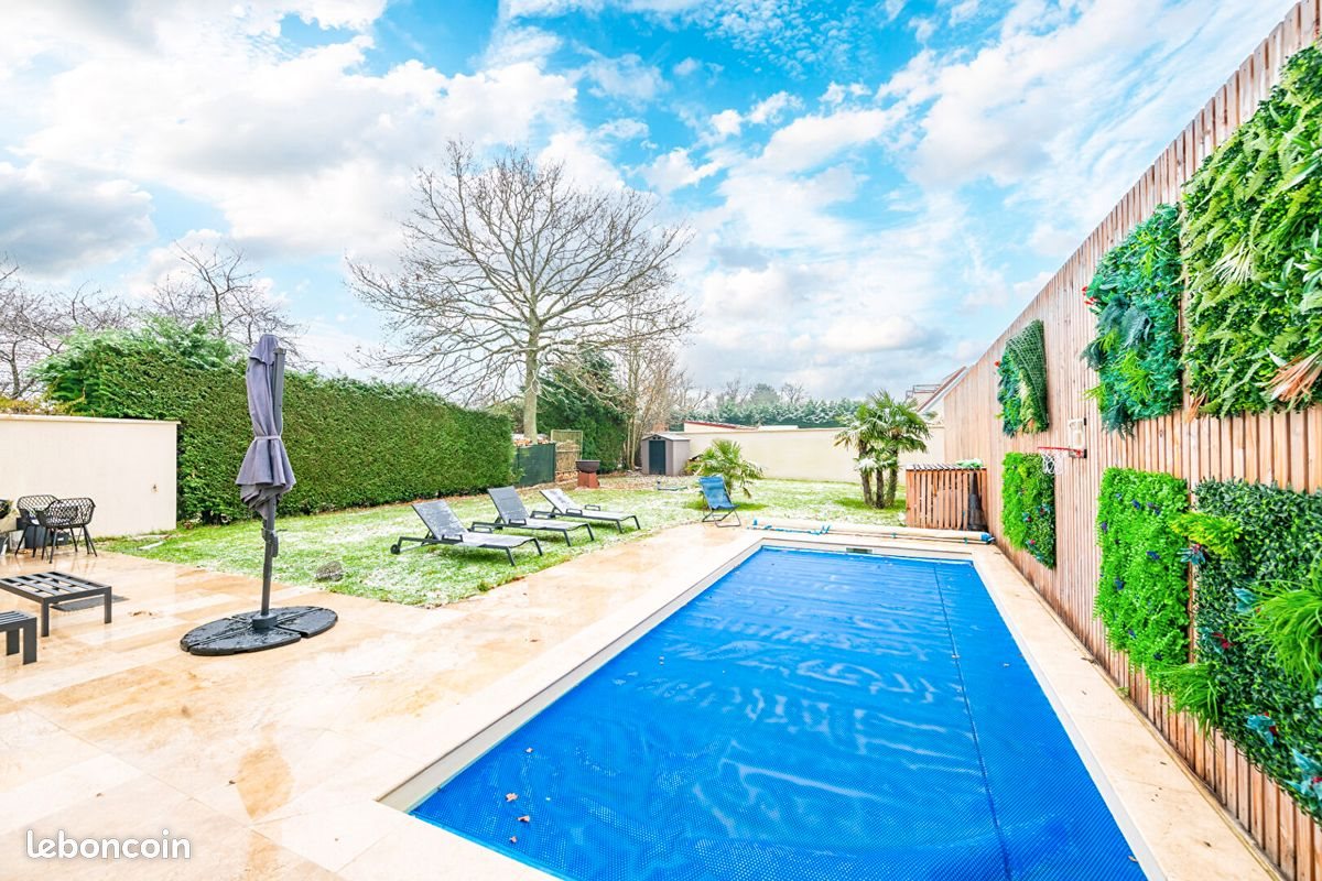 Maison à vendre, 173m², Mormant