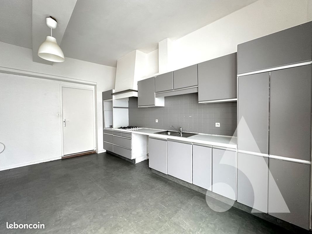 Appartement à louer, 150m², Saint-Omer