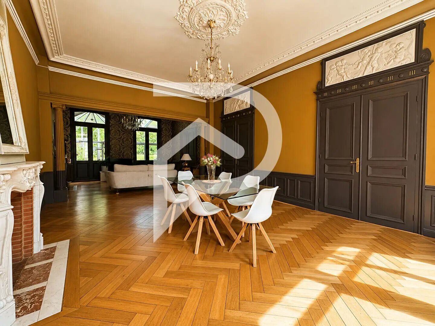 Maison à vendre, 356m², Solesmes