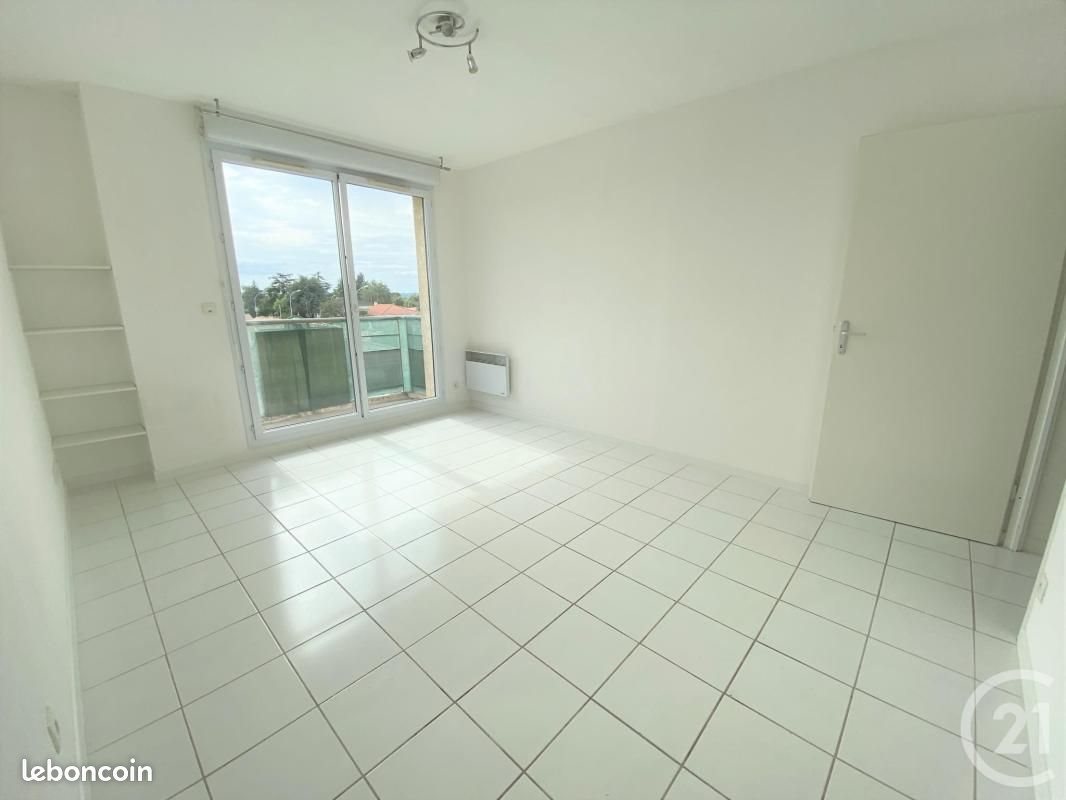 Appartement à louer, 21m², Albi