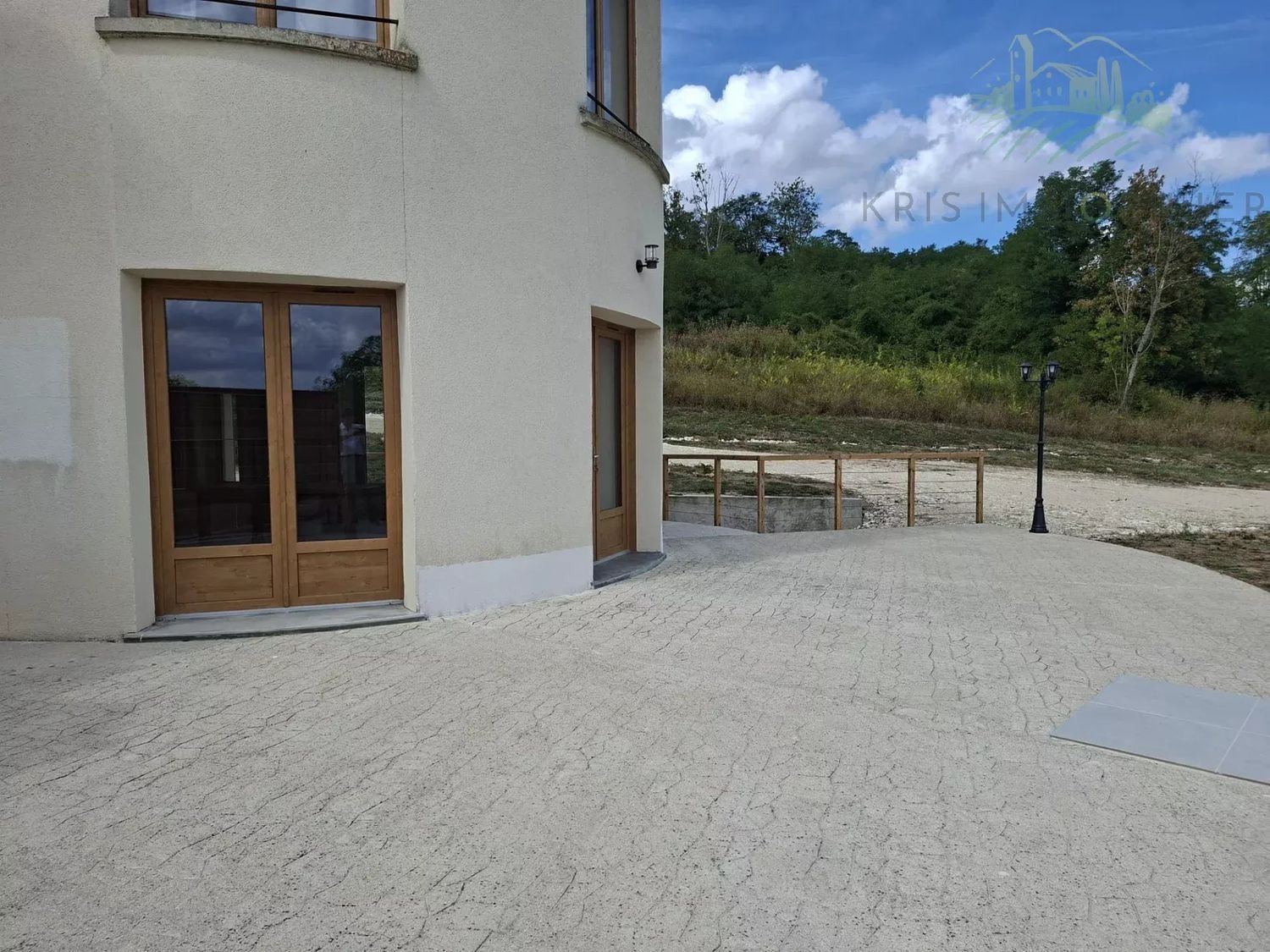 Appartement à louer, 84m², Citry