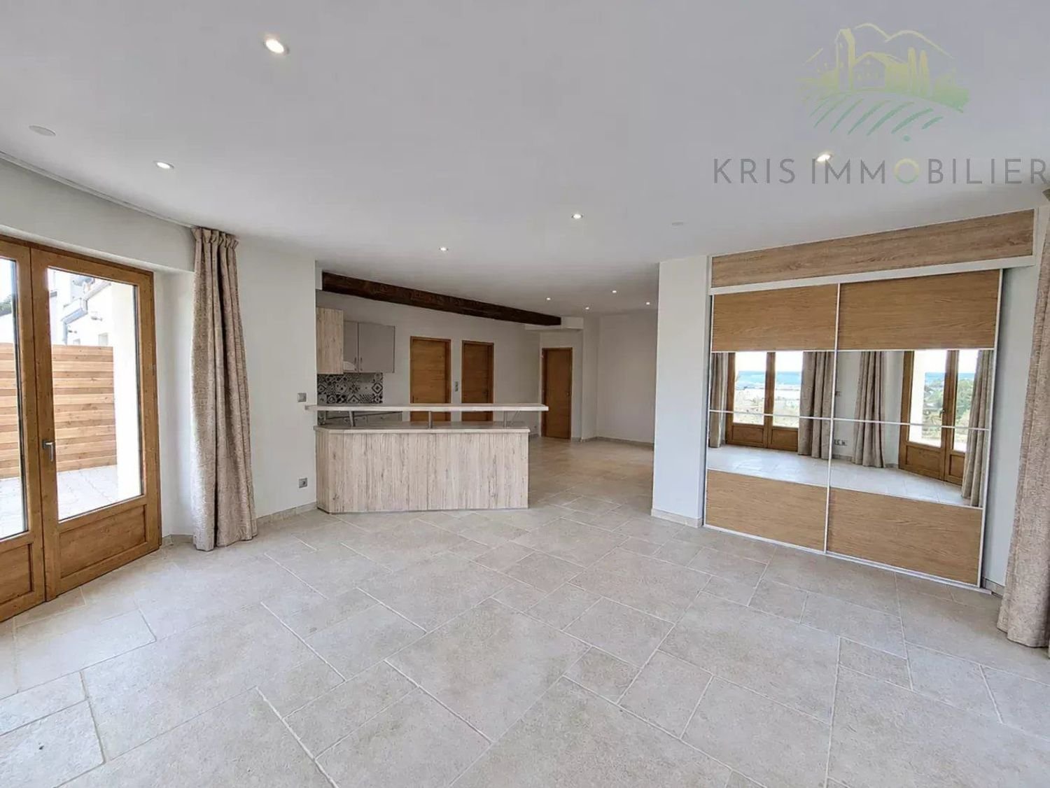 Appartement à louer, 84m², Citry